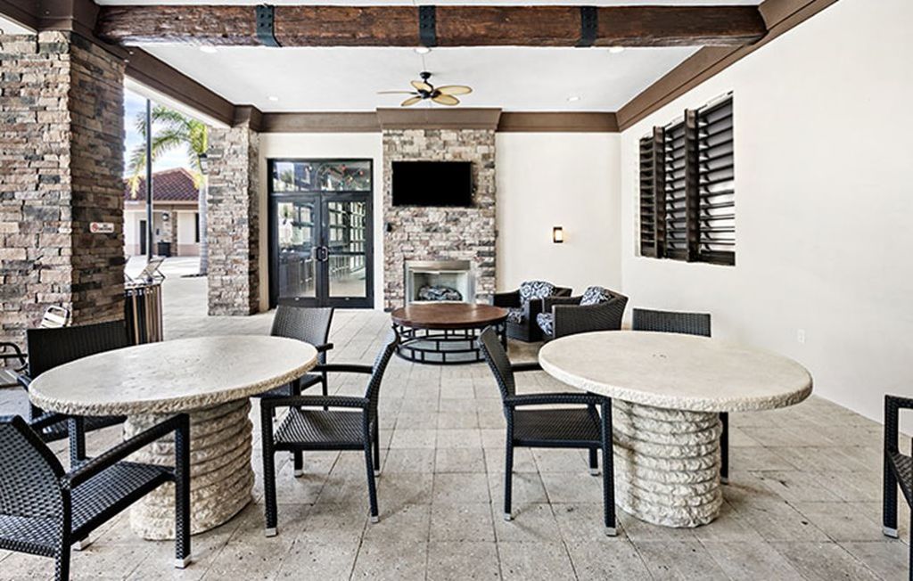 Solterra Springs - Photo