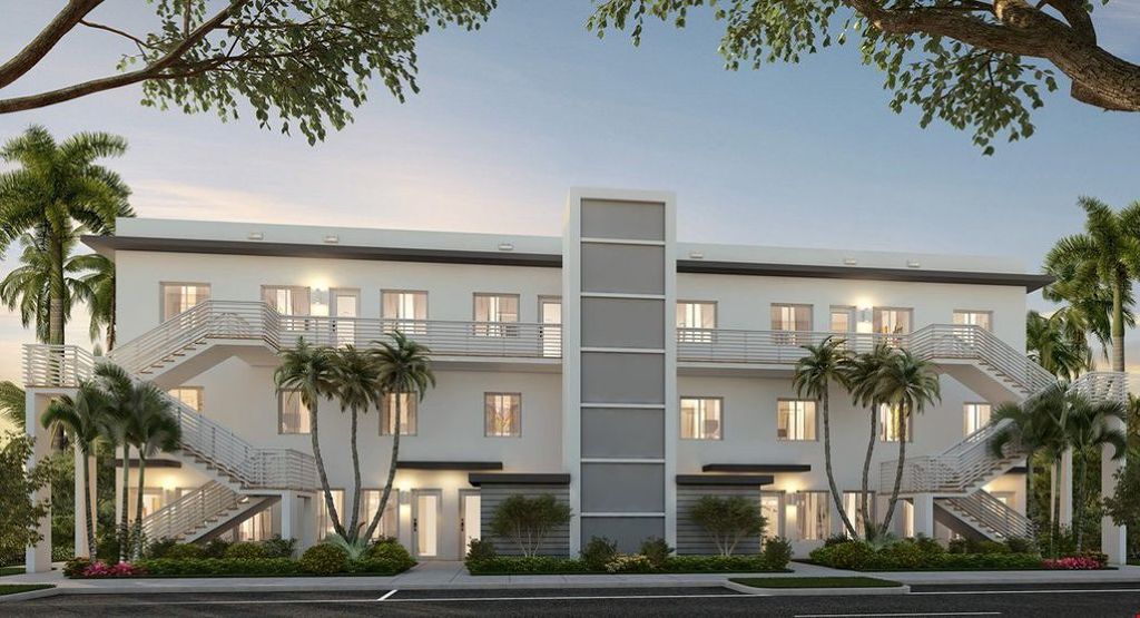 Landmark Condominiums  - Photo